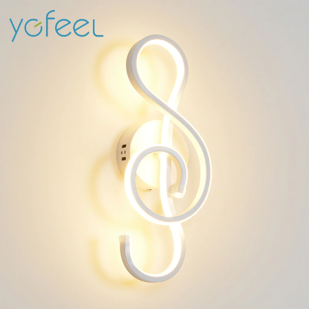 Treble Clef Wall Lamp